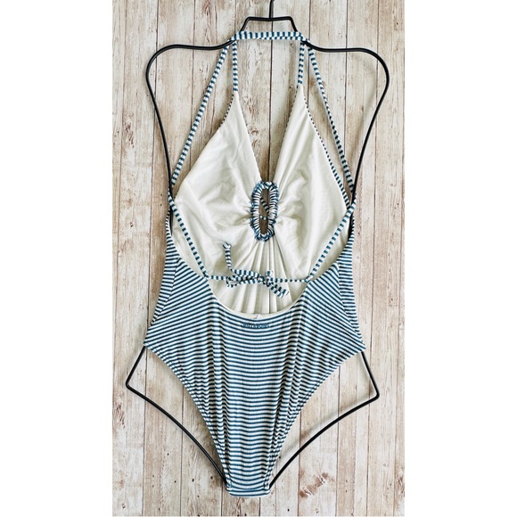 Billabong ‘Sea Rinse’ One Piece - Picture 10 of 13